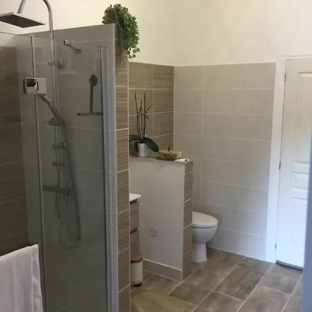 Independante Avec Salle De Bain בית אירוח Saint-Paul-et-Valmalle