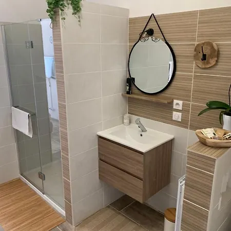 Indépendante Avec Salle De Bain * Saint-Paul-et-Valmalle
