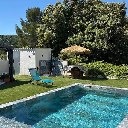 Indépendante Avec Salle De Bain